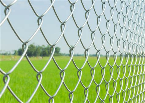 heavy chain link fencing